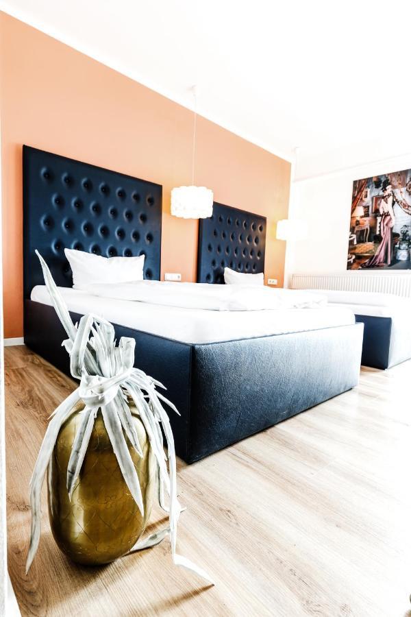 Arthotel Restaurant Pfeffermuehle Ингольштадт Экстерьер фото
