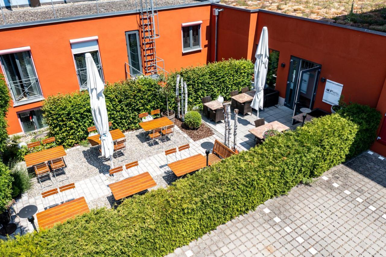 Arthotel Restaurant Pfeffermuehle Ингольштадт Экстерьер фото